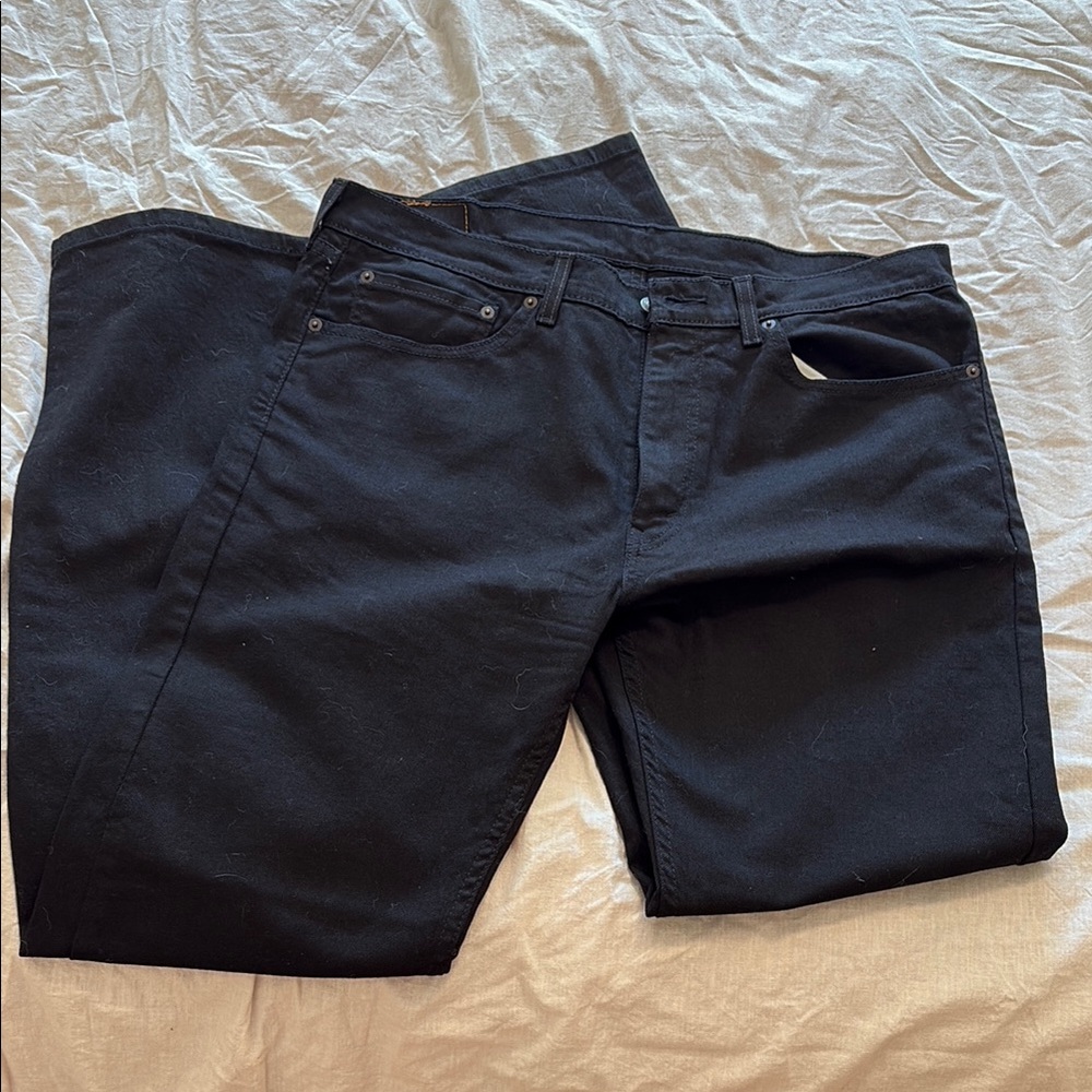Classic Black Men's Jeans